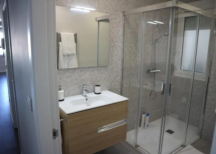 Foroplaza Porta San Pedro Pleno Centro Vistas Muralla * Lugo